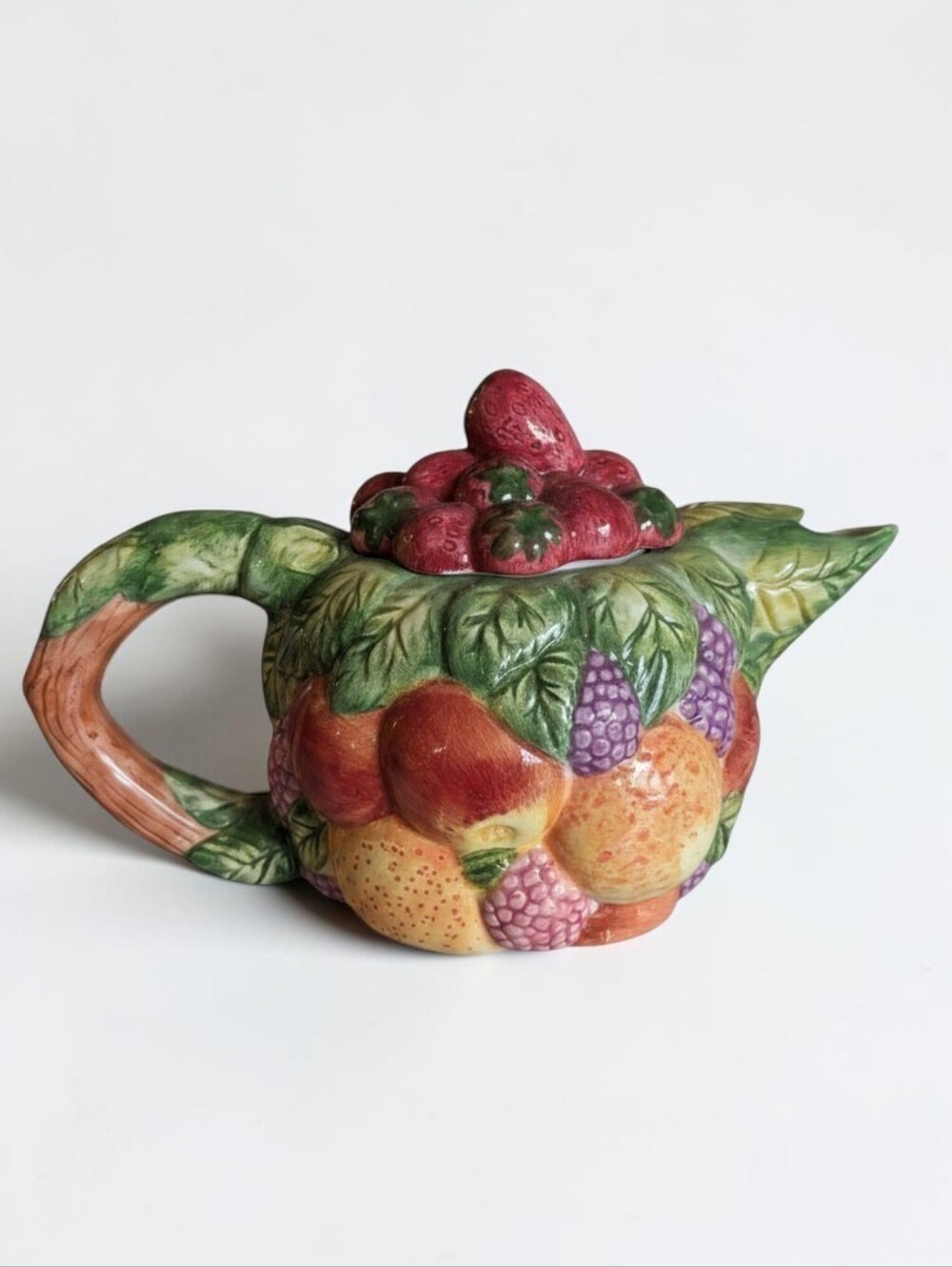 MPD Fruit Novelty Teapot 1995 3D Strawberry Grapes 
Corelle Vibe Cottagecore